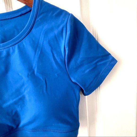 First health blue performance crop Top - Picture 6 of 11